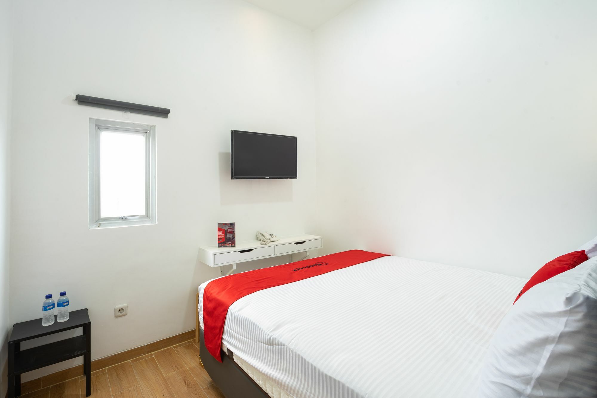 Reddoorz Plus @ Danau Sunter Utara Cakarta Dış mekan fotoğraf